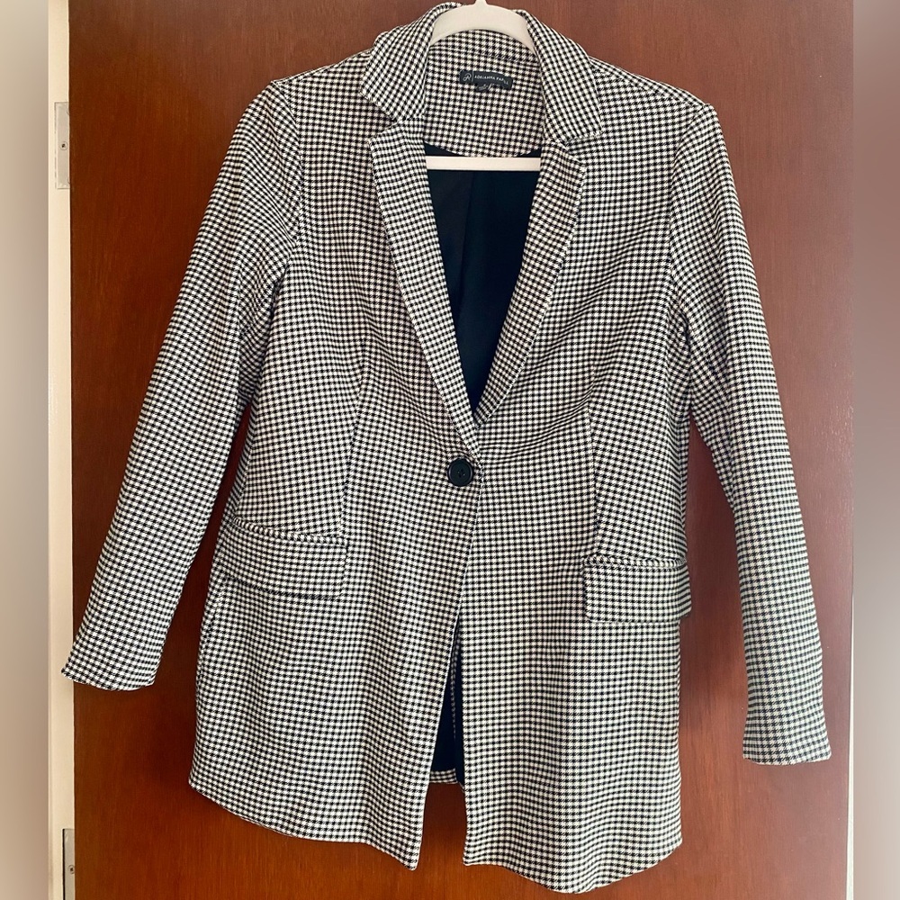 Adrianna Papell Houndstooth Blazer- Small